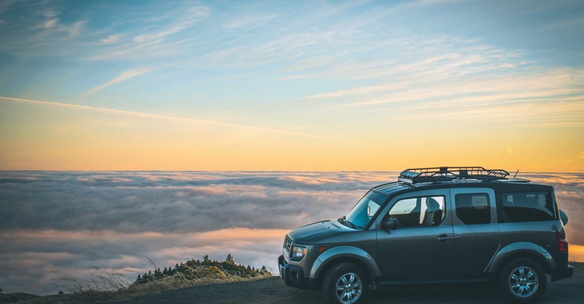 car with roof baggage