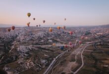 hot-air-ballons-in-the-sky